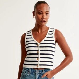 Women’s Abercrombie & Fitch Mara Button-Up Sweater Vest - Size Medium - NWOT